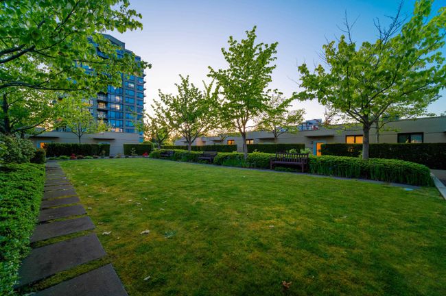1603 - 6233 Katsura Street, Condo with 2 bedrooms, 2 bathrooms and 1 parking in Richmond BC | Image 35