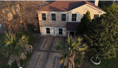 7022 Lanyon Dr, Dallas, TX, 75227-2764 | Card Image