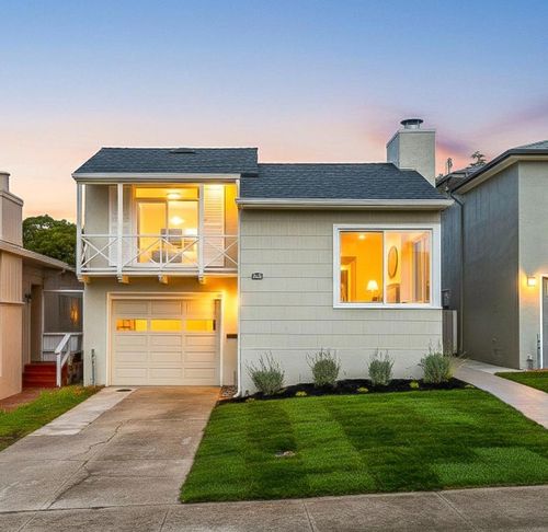 146 Westlawn Ave, Daly City, CA, 94015-1028 | Card Image