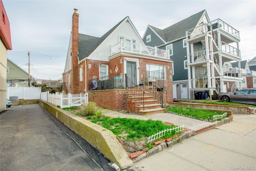 lower-237 E Broadway, Long Beach, NY, 11561-4227 | Card Image