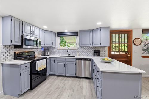 11039 E Colorado Drive, Aurora, CO, 80012 | Card Image