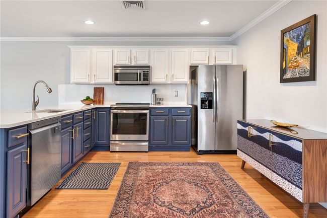 UNIT-58 - 675 Metacom Ave, Condo with 2 bedrooms, 2 bathrooms and 3 parking in Bristol RI | Image 6