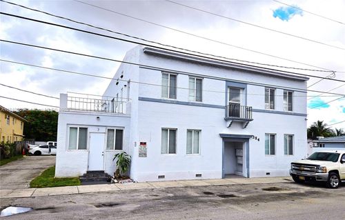 apt-4-384 Tamiami Canal Rd, Miami, FL, 33144-2572 | Card Image