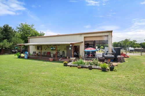 112 Love St, Fairfield, TX, 75840-4311 | Card Image