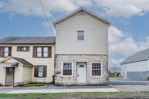 983 2nd St, Nanty-Glo, PA, 15943-1229 | Card Image