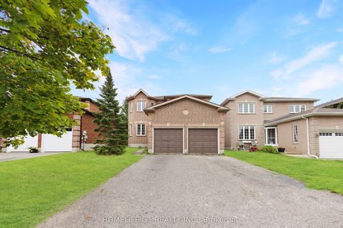 9 Hodgson Dr, Barrie, ON, L4N7Y2 | Card Image