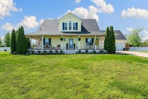 8448 Glory Dr, Bentonville, AR, 72713-8705 | Card Image