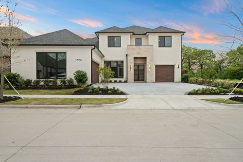 1770 Coopers Hawk Dr, Arlington, TX, 76005-1414 | Card Image