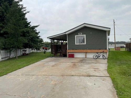 4608 56 St, Two Hills, AB, T0B4K0 | Card Image