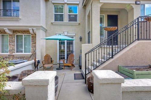40238 Rosewell Ct, Temecula, CA, 92591-7599 | Card Image