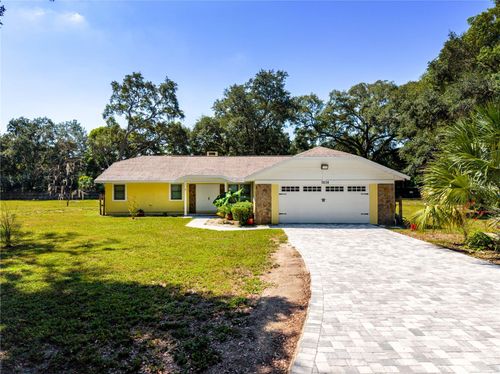 7838 Sloewood Dr, MOUNT DORA, FL, 32757-7227 | Card Image