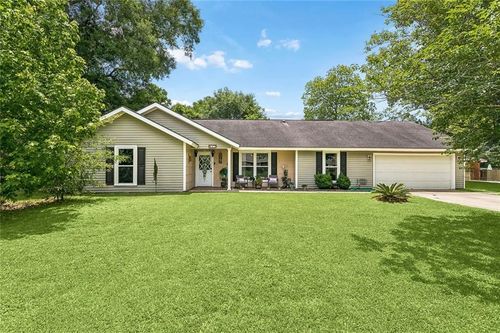 517 Barbara Pl, Mandeville, LA, 70448-4703 | Card Image
