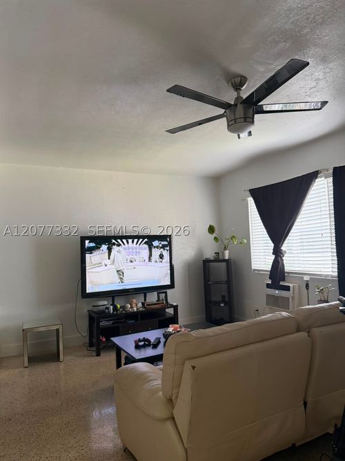 3-805 81st St, Miami Beach, FL, 33141-1527 | Card Image