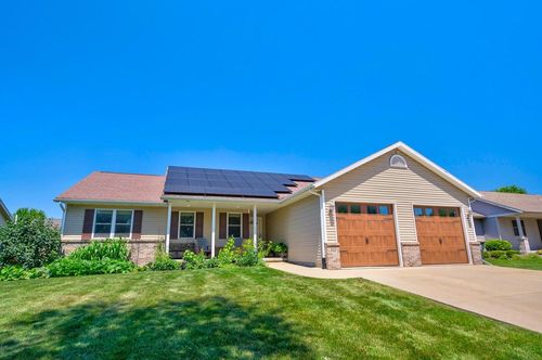 332 Sandridge Trail, SUN PRAIRIE, WI, 53590 | Card Image