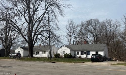 3901-3915 N Ridge Rd W, Ashtabula, OH, 44004-9405 | Card Image