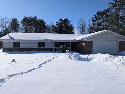 4464 Fisher Estates Ln, Bruce Twp, MI, 48065-1724 | Card Image