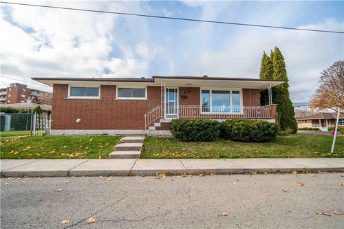 lower-4 Starlight Crt, Hamilton, ON, L8K4C8 | Card Image