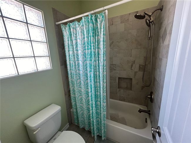UNIT-211 - 2212 State Highway 361, Townhouse with 4 bedrooms, 4 bathrooms and null parking in Port Aransas TX | Image 23