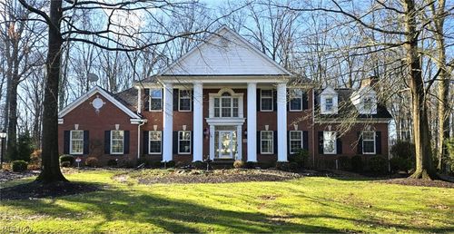 515 Woodview Trl, Aurora, OH, 44202-6511 | Card Image