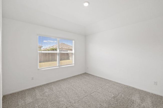 215 Silver Springs Bnd, House other with 3 bedrooms, 2 bathrooms and 2 parking in Kyle TX | Image 15