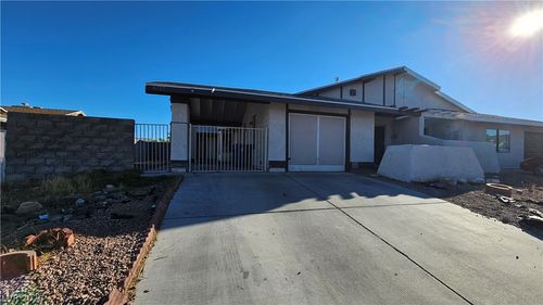 6777 Ledgewood Drive, Las Vegas, NV, 89103 | Card Image