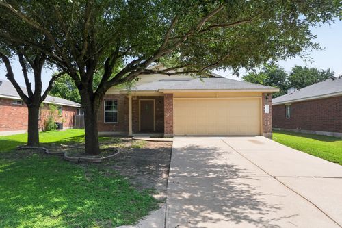 111 Mossy Rock Cv, Hutto, TX, 78634-5511 | Card Image