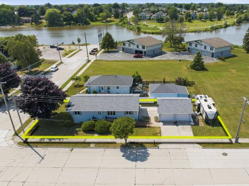 2702 Wilson Street, Two Rivers, WI, 54241 | Card Image