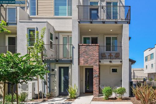 2853 Cathwood Ln, Alameda, CA, 94501-7894 | Card Image