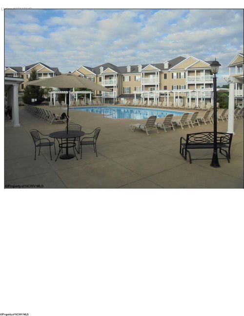 2537 Suncrest Vlg, Morgantown, WV, 26505-3842 | Card Image