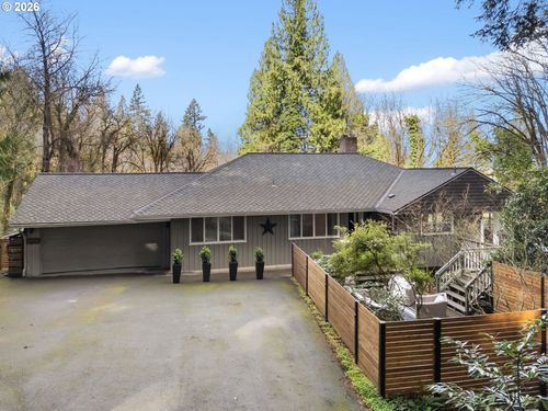 10901 S Riverside Dr, Portland, OR, 97219-7902 | Card Image