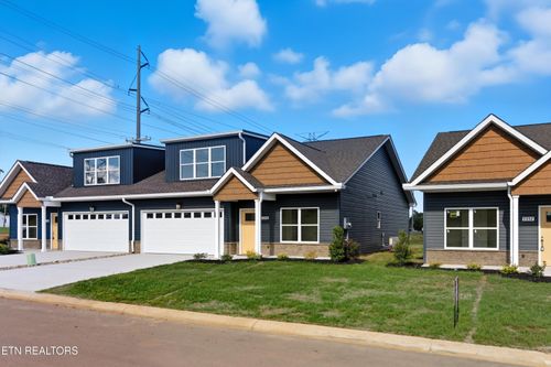 7350 Whispering Creek Ln, Powell, TN, 37849-4481 | Card Image