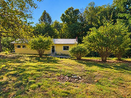 496 Cedar Bluff Circle Rd, Monticello, KY, 42633-4947 | Card Image