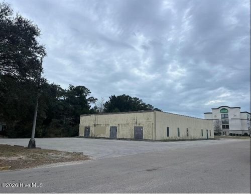 1501 N Howe St, Southport, NC, 28461-2608 | Card Image