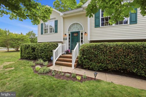 3800 Twiford Ct, FREDERICKSBURG, VA, 22408-7722 | Card Image