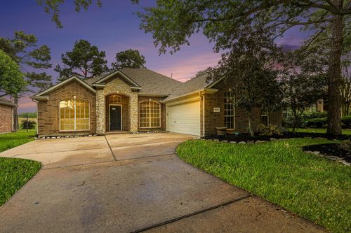 16434 Redcrest Dr, Houston, TX, 77095-6623 | Card Image