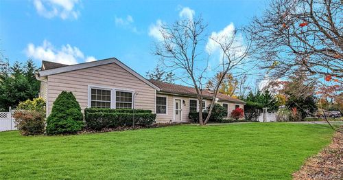 48 Adams Ave, Sound Beach, NY, 11789-2533 | Card Image