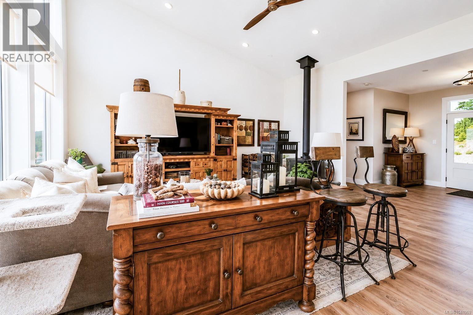 Residential in Shawnigan Lake 4