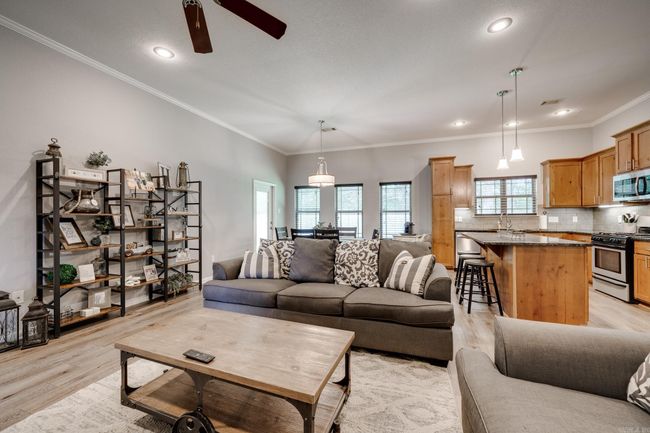 2040 Massee Gdns, House other with 3 bedrooms, 2 bathrooms and null parking in Conway AR | Image 5