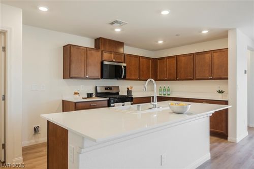 724 Wild Highlands Lane, Henderson, NV, 89015 | Card Image