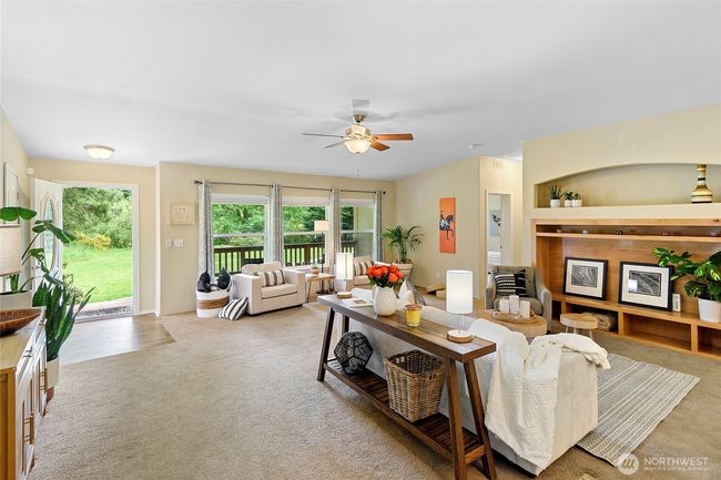 Looking back at the front door. What a large open space! | Image 4