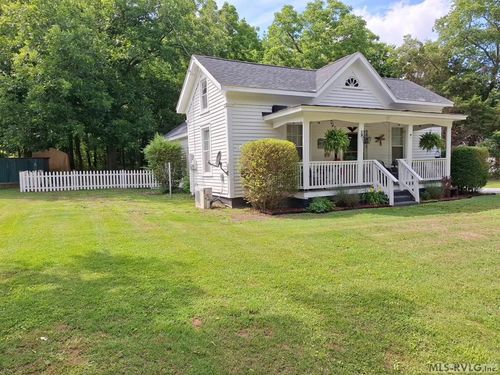 179 Rocky Mount Rd, Skipwith, VA, 23968-2101 | Card Image