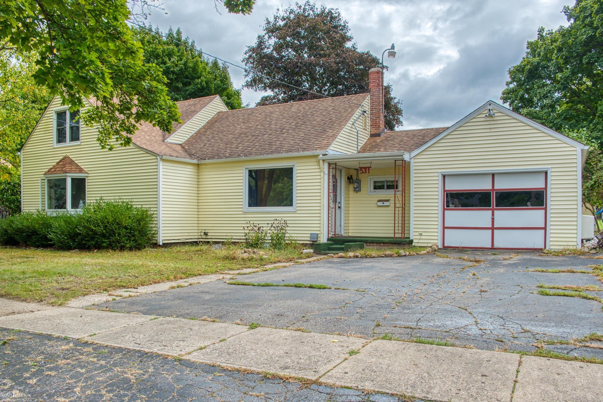 Converse St, Corunna, MI 48817
