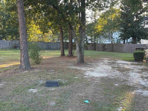 423 Oak Manor Dr, Columbia, SC, 29229-9327 | Card Image