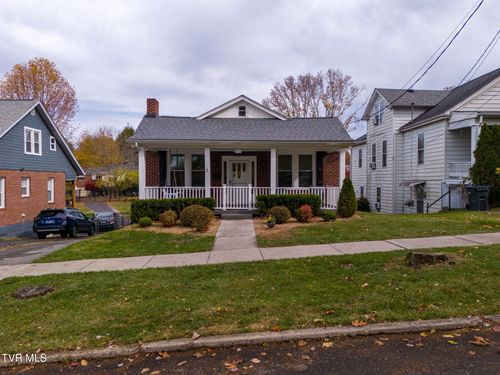 913 Maryland Ave, Bristol, TN, 37620-3918 | Card Image