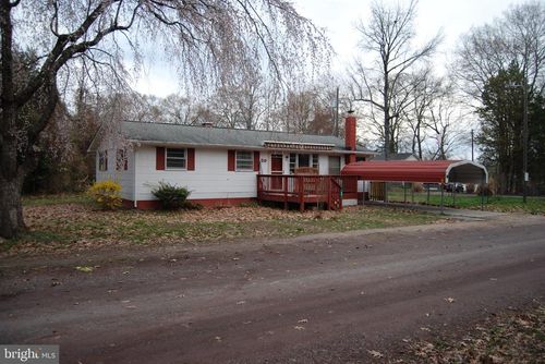 59 Juanita Ln, COLONIAL BEACH, VA, 22443-3910 | Card Image