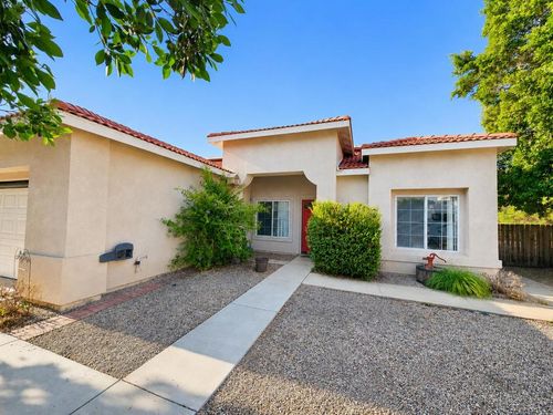 9736 Avenida Delores, Desert Hot Springs, CA, 92240-1538 | Card Image