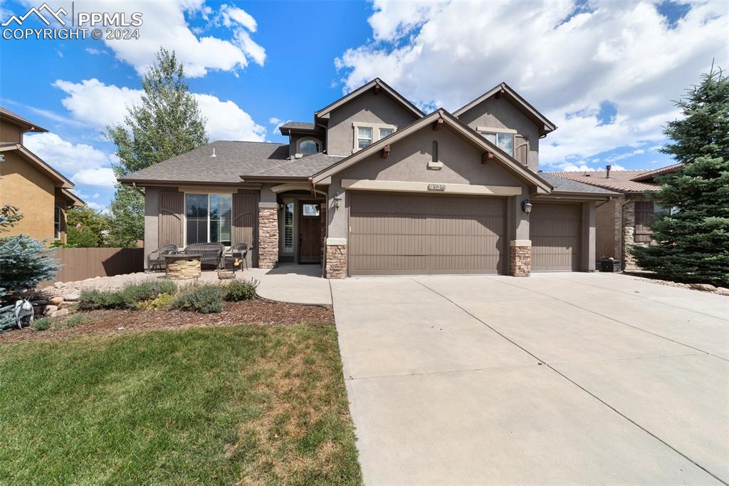 Lookout Mountain Ct, Colorado Springs, CO 80924