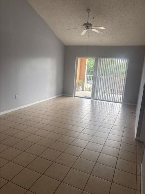 apt-311-3830 Lyons Rd, Coconut Creek, FL, 33073-4479 | Card Image