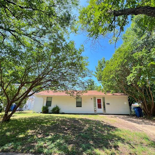 2310 Healey Dr, Dallas, TX, 75228-3813 | Card Image