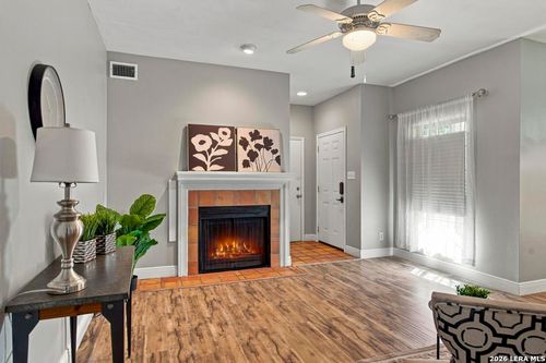 2111-11839 Parliament St, San Antonio, TX, 78216-2487 | Card Image